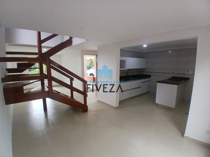 Casa disponible para Arriendo en Envigado Milan Foto numero 1